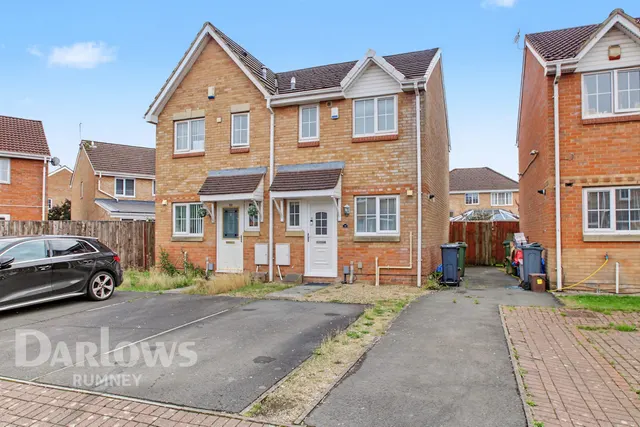 Matthysens Way, Cardiff, photo 1