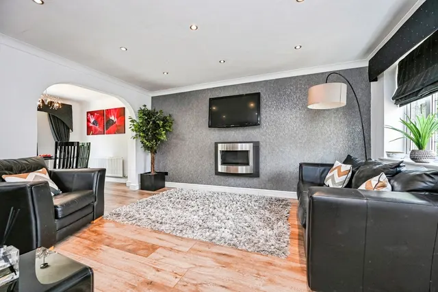 Kirkstead Walk, Liverpool, L31, photo 2