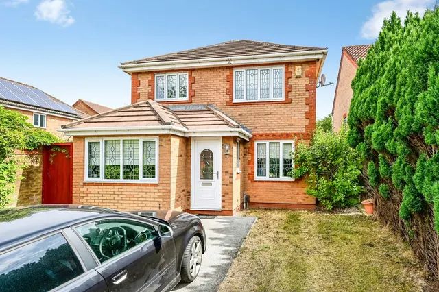 Kirkstead Walk, Liverpool, L31, photo 1