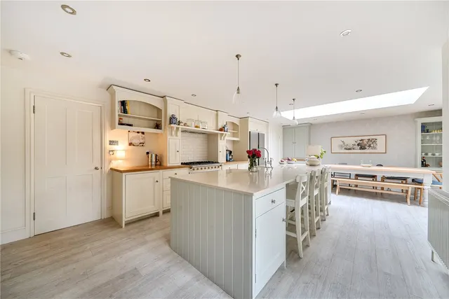 Boundstone Road, Rowledge, GU10, photo 2