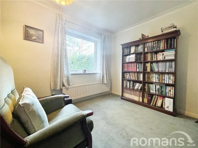 Belton Road, Camberley, GU15, photo 3