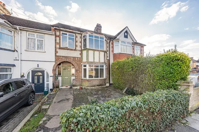 Long Lane, Hillingdon, UB10, photo 1
