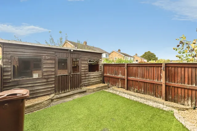 Syke Close, Tingley, WF3, photo 2