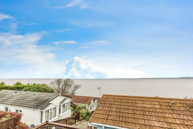 Two Acres Park, Clevedon, BS21, photo 2