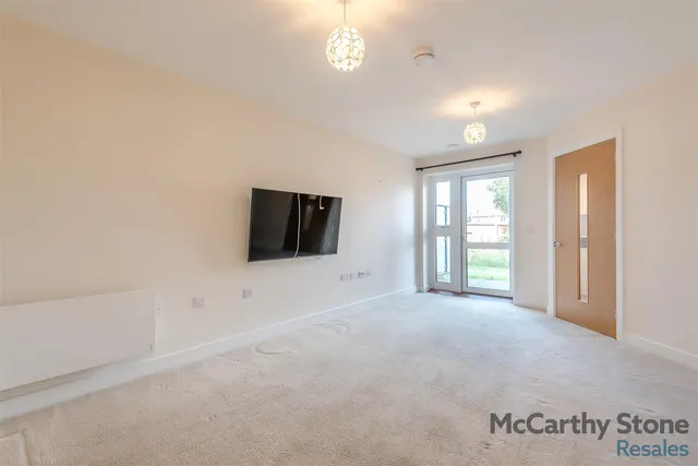 Shortwood Copse Lane, Kempshott, RG23, photo 2