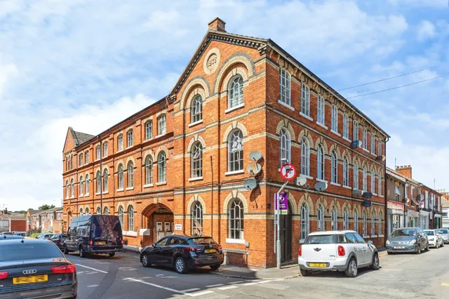 Cobden Street, Kettering, photo 1