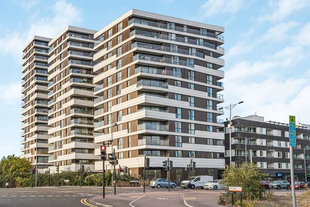 Beck Square, London, E10, photo 1