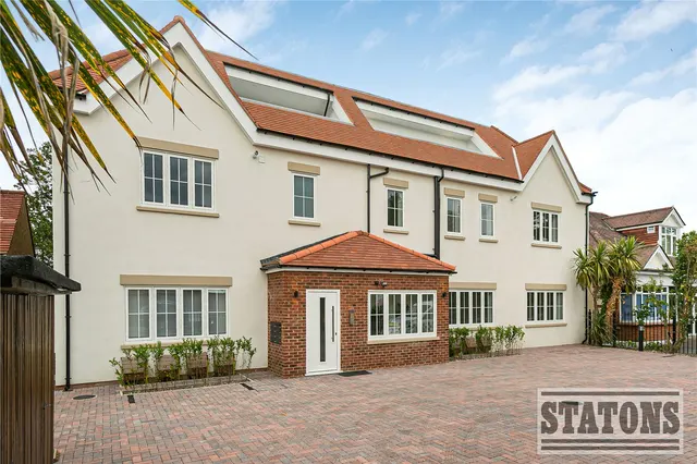 Chase Side, Southgate, London, N14 4PR, photo 1