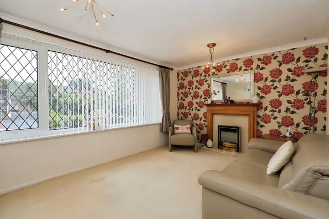 Falcon Close, Kidderminster, DY10, photo 2