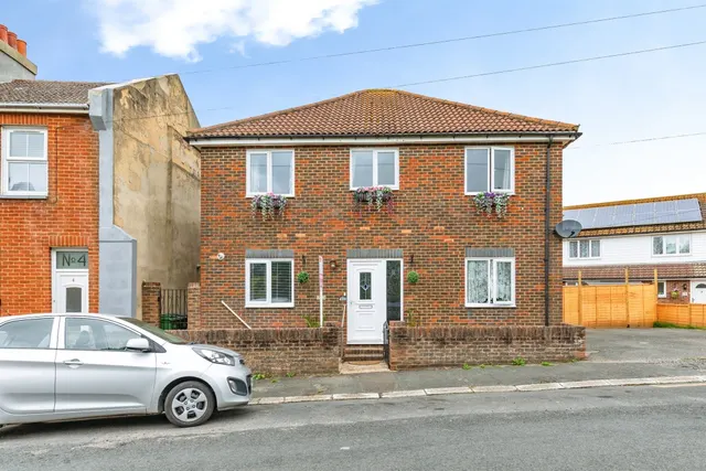 Duke Road, St. Leonards-On-Sea, photo 1