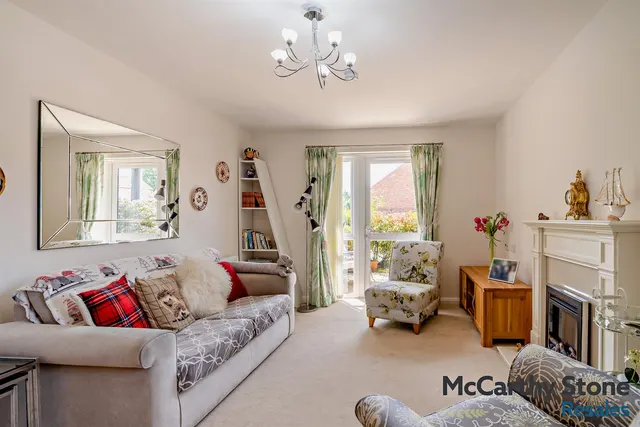 Charles Briggs Avenue, Howden, DN14, photo 3