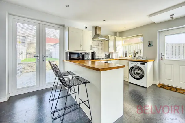 Photo 2 — Harthill, Leeds, LS27