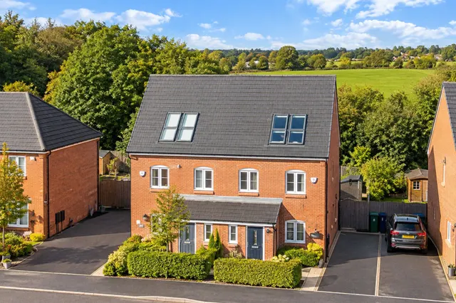 Ditton Drive, Halewood, L26, photo 1
