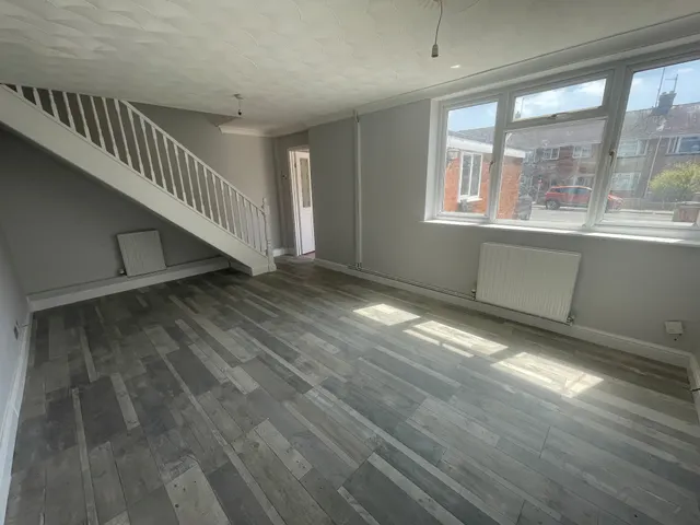 Morris Street, Swindon, SN2, photo 2