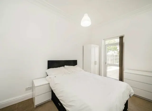 Photo 3 — Madeley Road, Ealing, W5