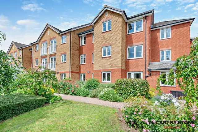 Goodes Court, Royston, SG8, photo 2