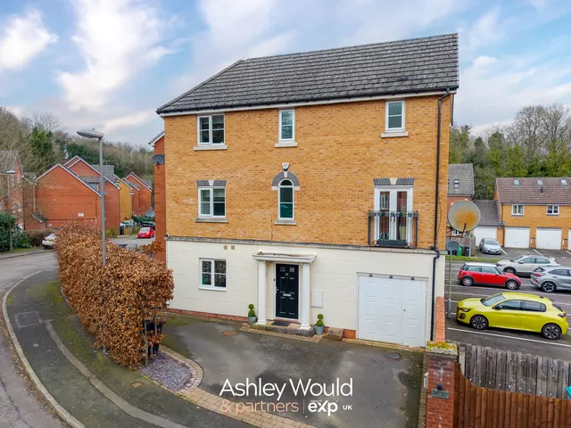 Clancey Way, Halesowen, B63, photo 1
