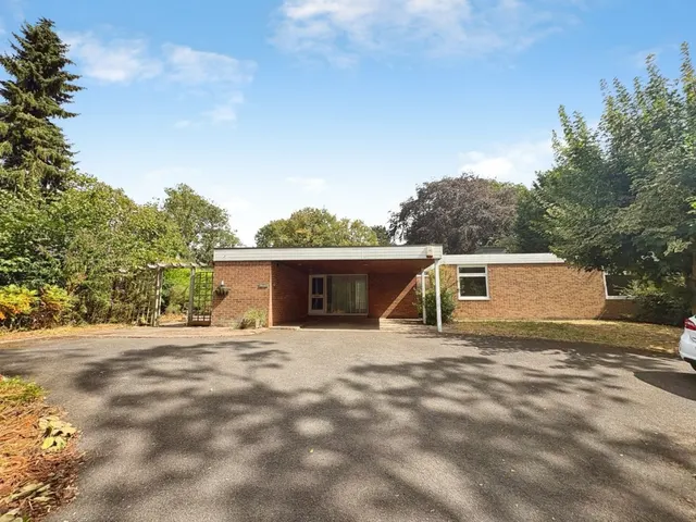 Wyke Lane, Farndon, NG24, photo 2