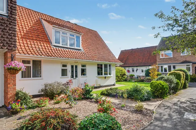 Blackrod Close, Toton, NG9, photo 1