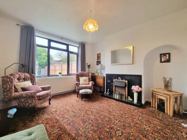 Beech Road, Sale, photo 2