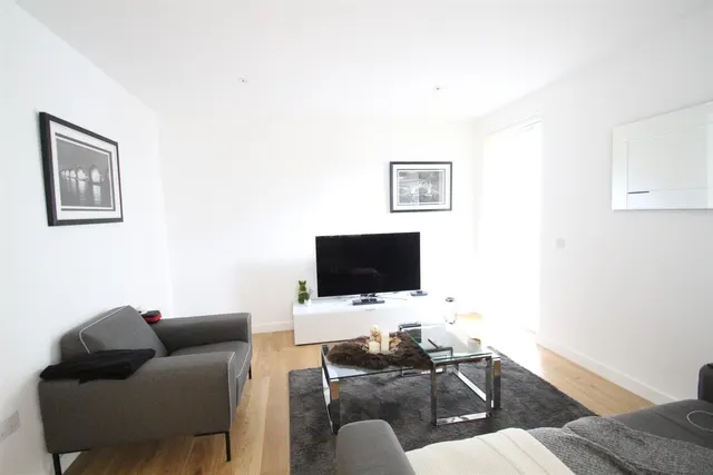 Photo 2 — 4 Hand Axe Yard, London, WC1X 8BD