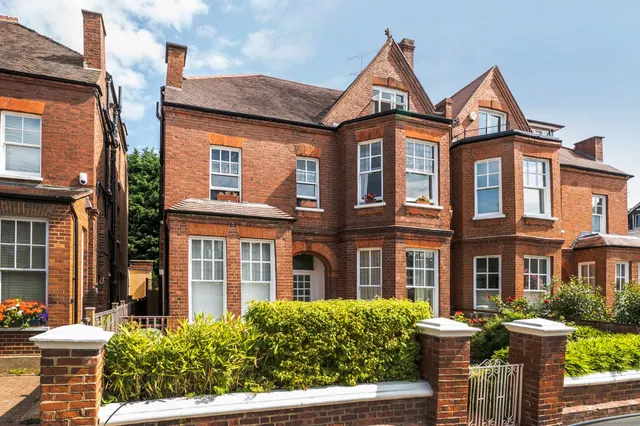 Lambolle Road, Belsize Park, NW3, photo 1