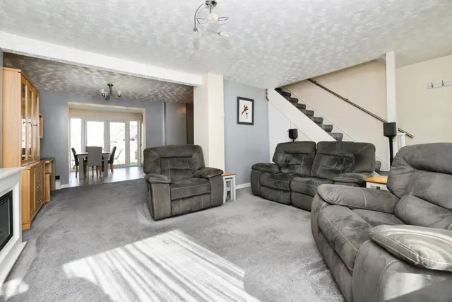 Photo 3 — Maplestead, Basildon, Essex, SS14