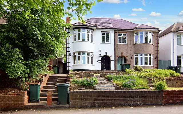 Holyhead Road, Coventry, CV5, photo 1