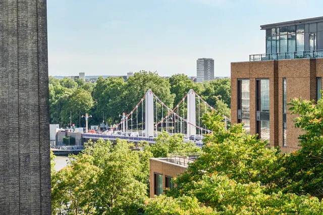 Photo 2 — 136 Woods House, Grosvenor Waterside, 7 Gatliff Road, London