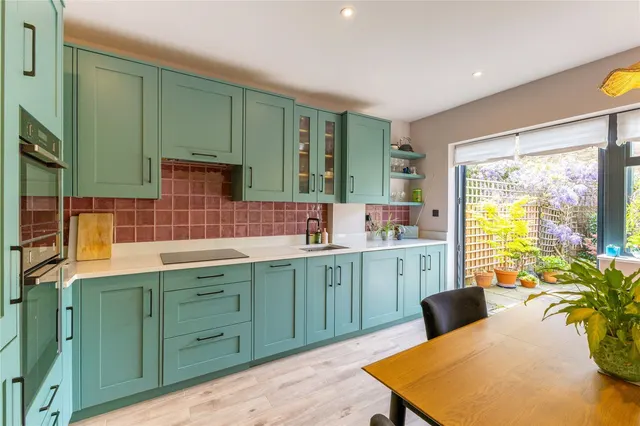 Crown Road, Twickenham, TW1, photo 1