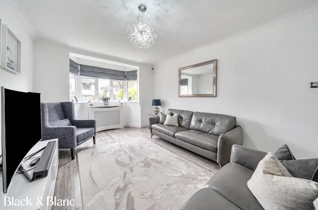 Photo 2 — Eden Park Avenue, Beckenham, BR3
