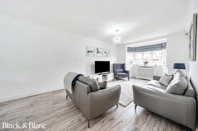 Photo 3 — Eden Park Avenue, Beckenham, BR3