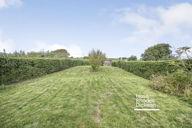 Newport Road, Niton, PO38, photo 2