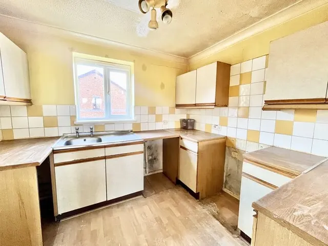 Woodfall Drive, Crayford, DA1, photo 3