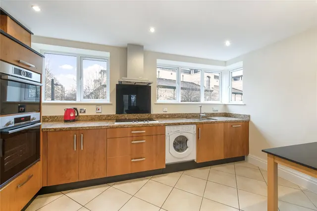 Strand Drive, Richmond, TW9, photo 2
