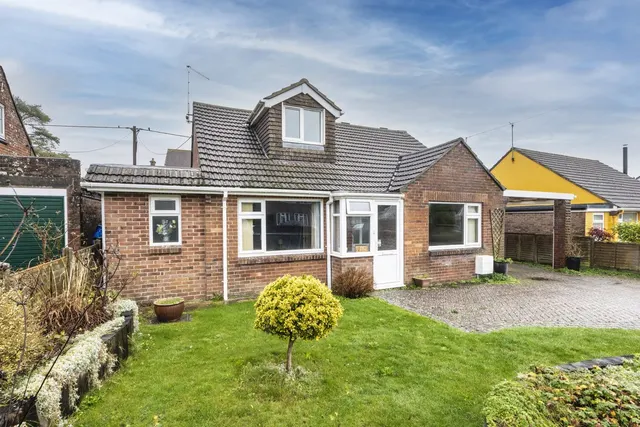 Belmont Close, Shaftesbury, SP7, photo 1