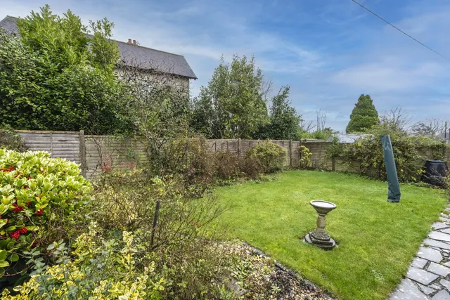 Belmont Close, Shaftesbury, SP7, photo 3
