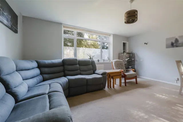 Edenside Road, Great Bookham, KT23, photo 3