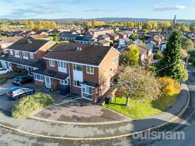 Cardinal Crescent, Bromsgrove, Worcestershire, B61 7PR, photo 1