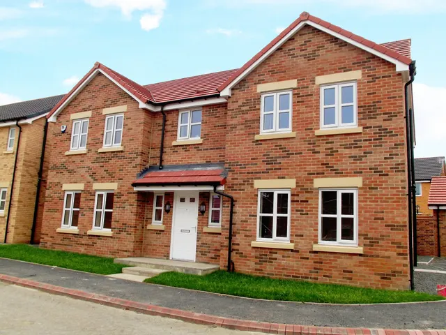 Castle Howard Court, Spennymoor, DL16 7GJ, photo 1