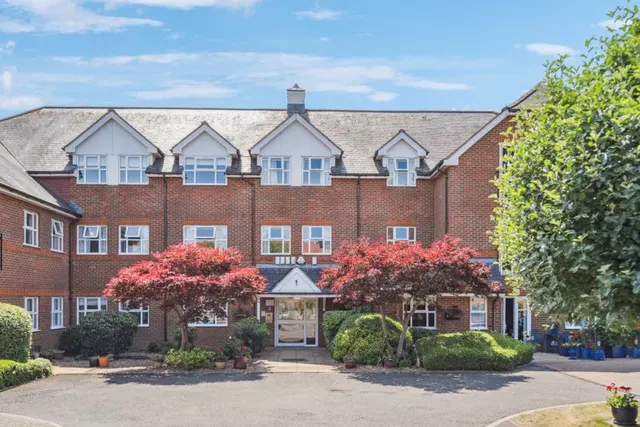 Dean Street, Marlow SL7 3AP — photo 1
