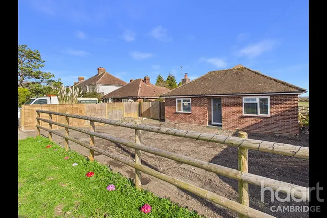 Cambridge Road, Barton, CB23, photo 1