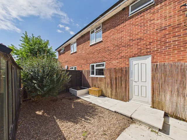 Photo 3 — Thirlmere Road, Cheltenham, GL51 3NQ