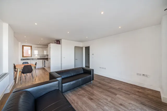 Photo 2 — 803 Salcombe Court, St. Ives Place