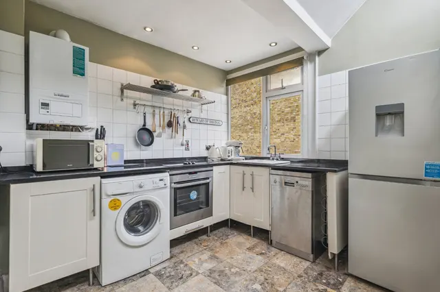 Frogmore, London, SW18, photo 3