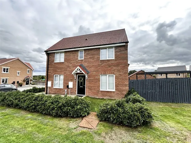 Dewberry Lane, Darlington, Durham, DL1, photo 1