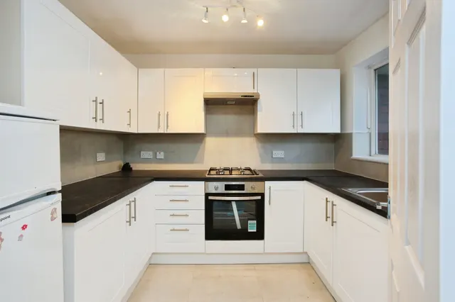 Heath Road, Coxheath, Maidstone, photo 1
