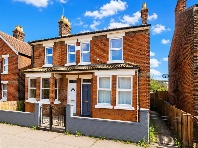 Three Crowns Road, Colchester, CO4 5AD, photo 1