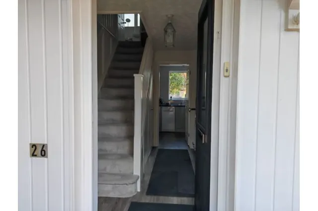 Mansfield Crescent, Bracknell, RG12, photo 3