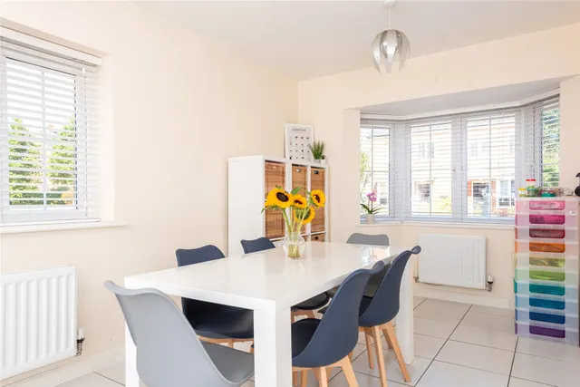 Needlepin Way, Buckingham, MK18, photo 2